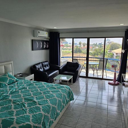 Villa Germania Jomtien Beach Εξωτερικό φωτογραφία
