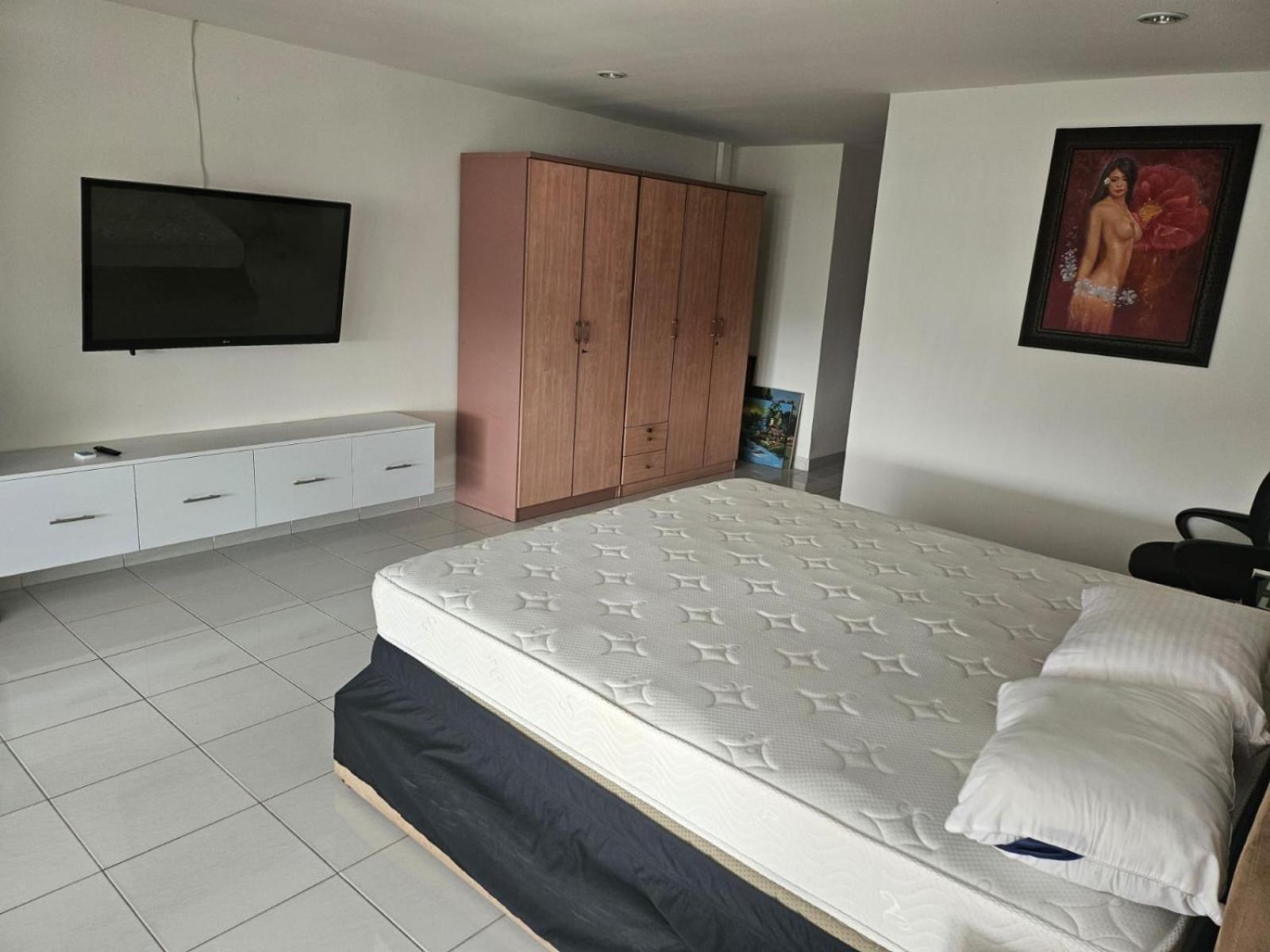 Villa Germania Jomtien Beach Εξωτερικό φωτογραφία